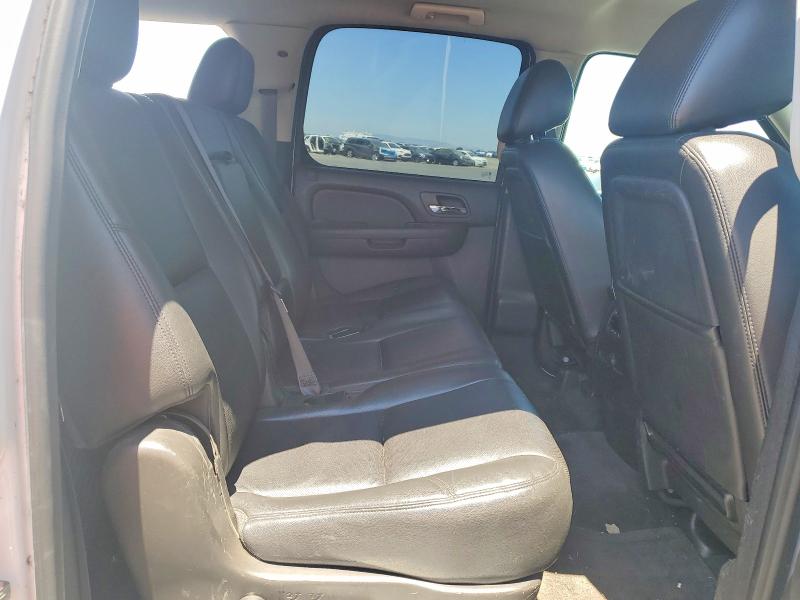 Продажа на аукционе авто 2013 Chevrolet Suburban, vin: 1GNSKKE79DR214451, номер лота: 57868916