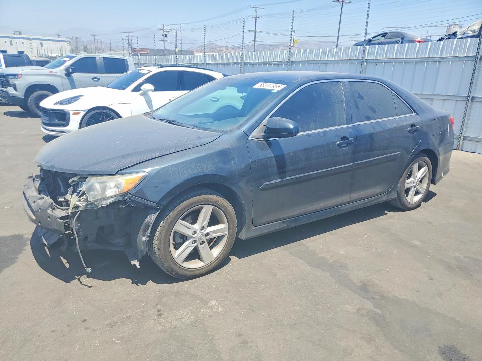 2014 Toyota Camry მანქანა იყიდება აუქციონზე, vin: 4T1BF1FK9EU767959, აუქციონის ნომერი: 58801966