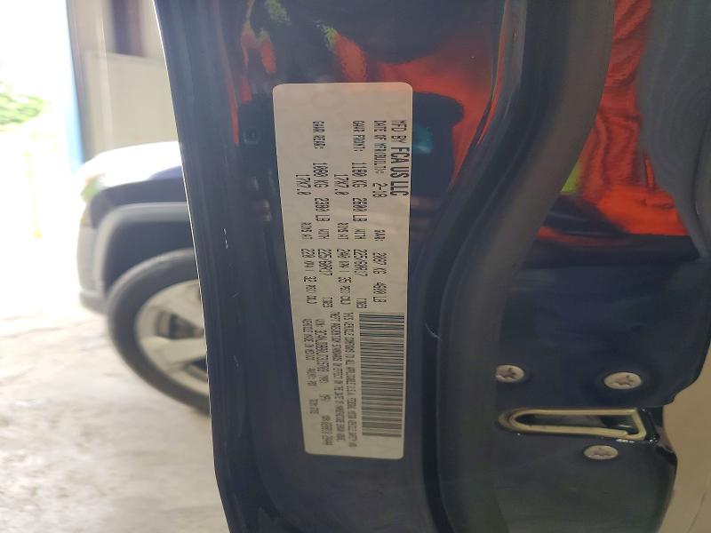 58880696 :رقم المزاد ، 3C4NJDBB0JT315703 vin ، 2018 Jeep Compass مزاد بيع