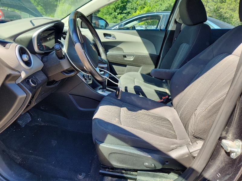 55779346 :رقم المزاد ، 1G1JD5SH6H4137773 vin ، 2017 Chevrolet Sonic مزاد بيع