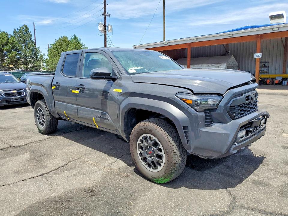 2025 Toyota Tacoma მანქანა იყიდება აუქციონზე, vin: 3TMLB5JN0SM130021, აუქციონის ნომერი: 58042656