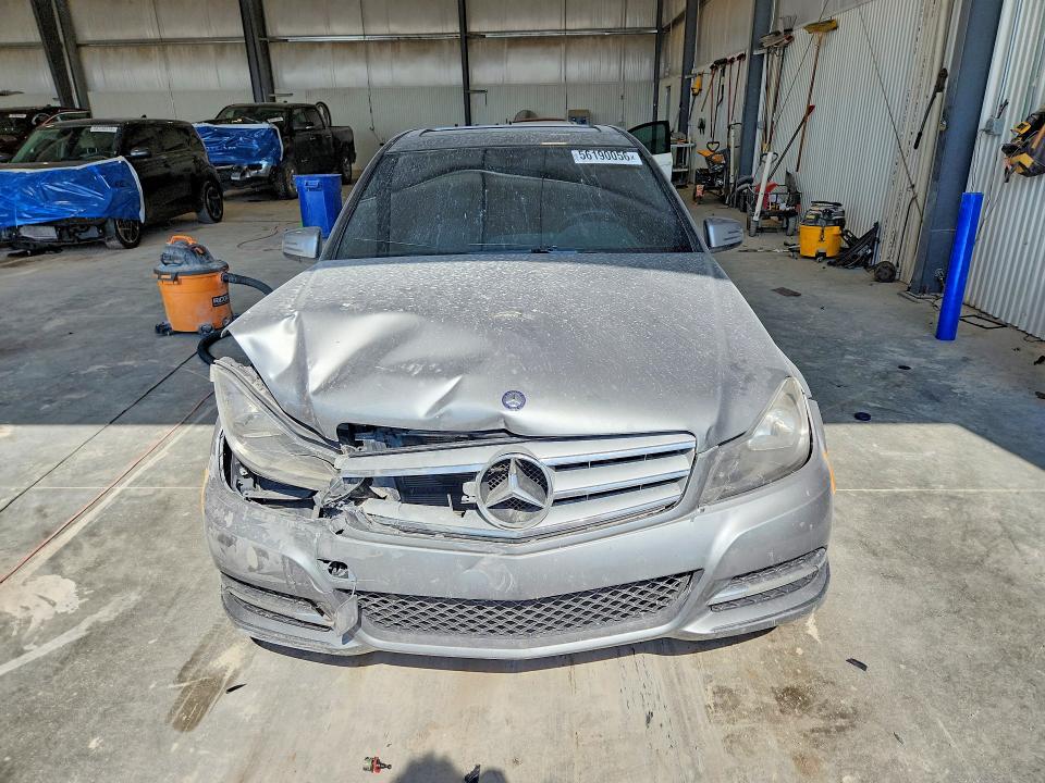 Продаж на аукціоні авто 2013 Mercedes-benz C, vin: WDDGF8AB7DR256767, номер лоту: 56190056