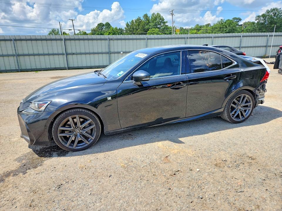 56401616 :رقم المزاد ، JTHGA1D25L5106351 vin ، 2020 Lexus Is مزاد بيع