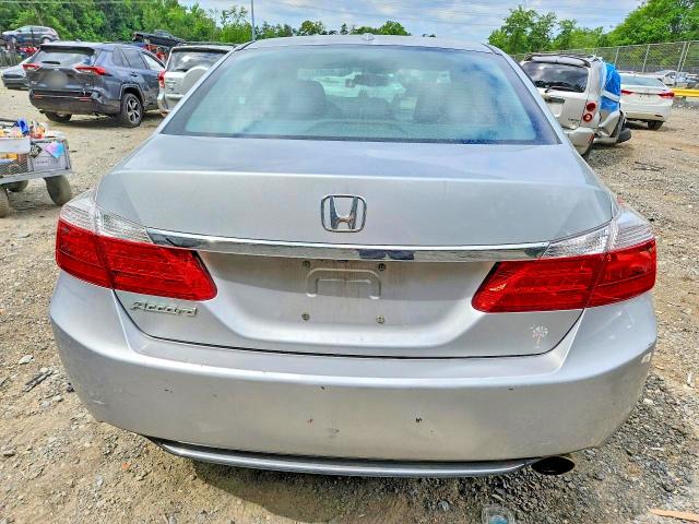 Продажа на аукционе авто 2013 Honda Accord, vin: 1HGCR2F80DA055240, номер лота: 55321176