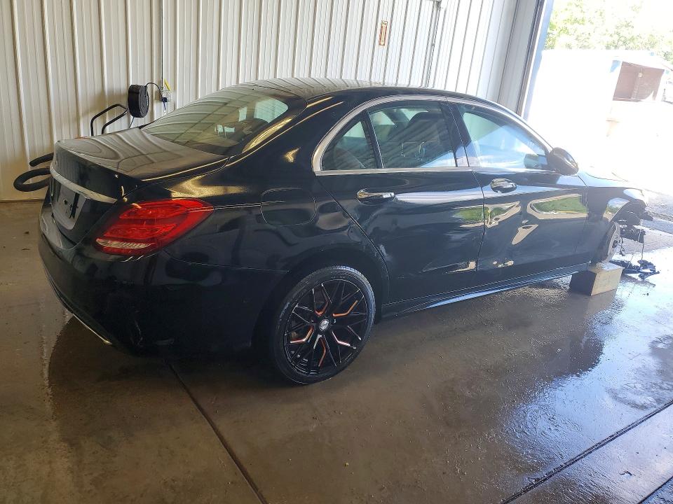 57421626 :رقم المزاد ، 55SWF4KB9HU213295 vin ، 2017 Mercedes-benz C مزاد بيع