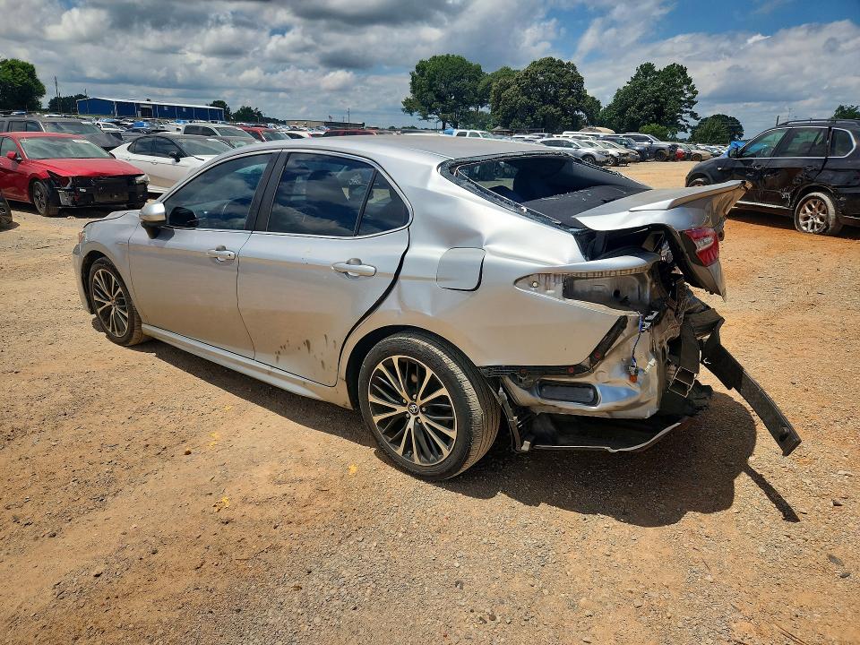 Продажа на аукционе авто 2018 Toyota Camry, vin: 4T1B11HK1JU118632, номер лота: 57890906