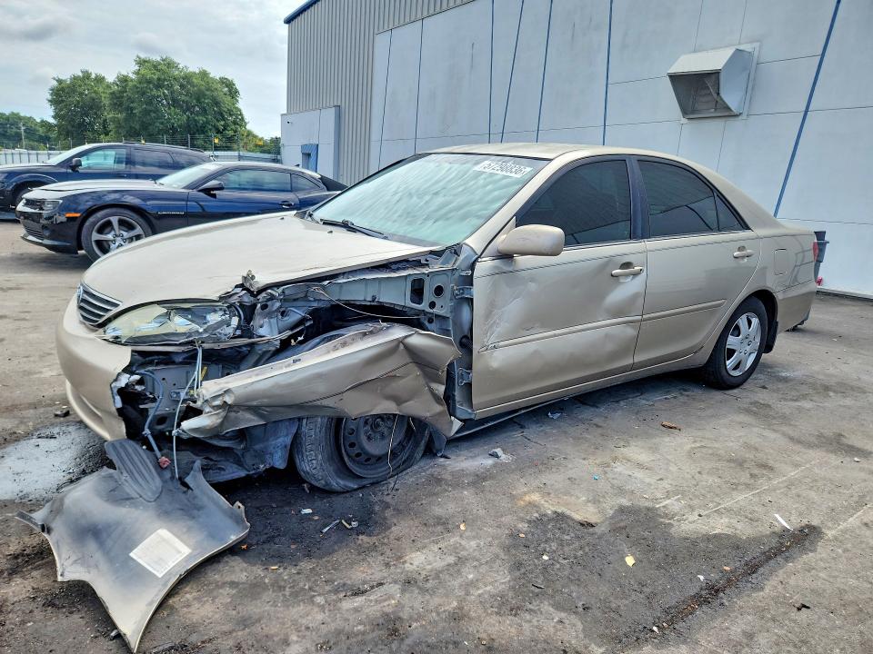 57298836 :رقم المزاد ، 4T1BE32K16U150223 vin ، 2006 Toyota Camry مزاد بيع