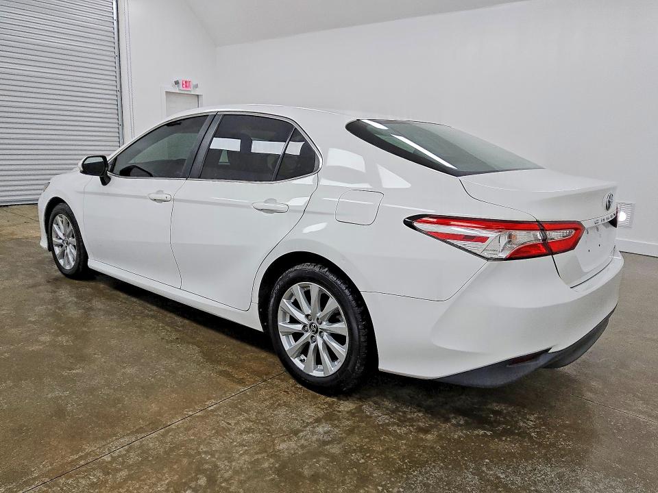 Продаж на аукціоні авто 2018 Toyota Camry, vin: 4T1B11HK1JU627961, номер лоту: 57929676