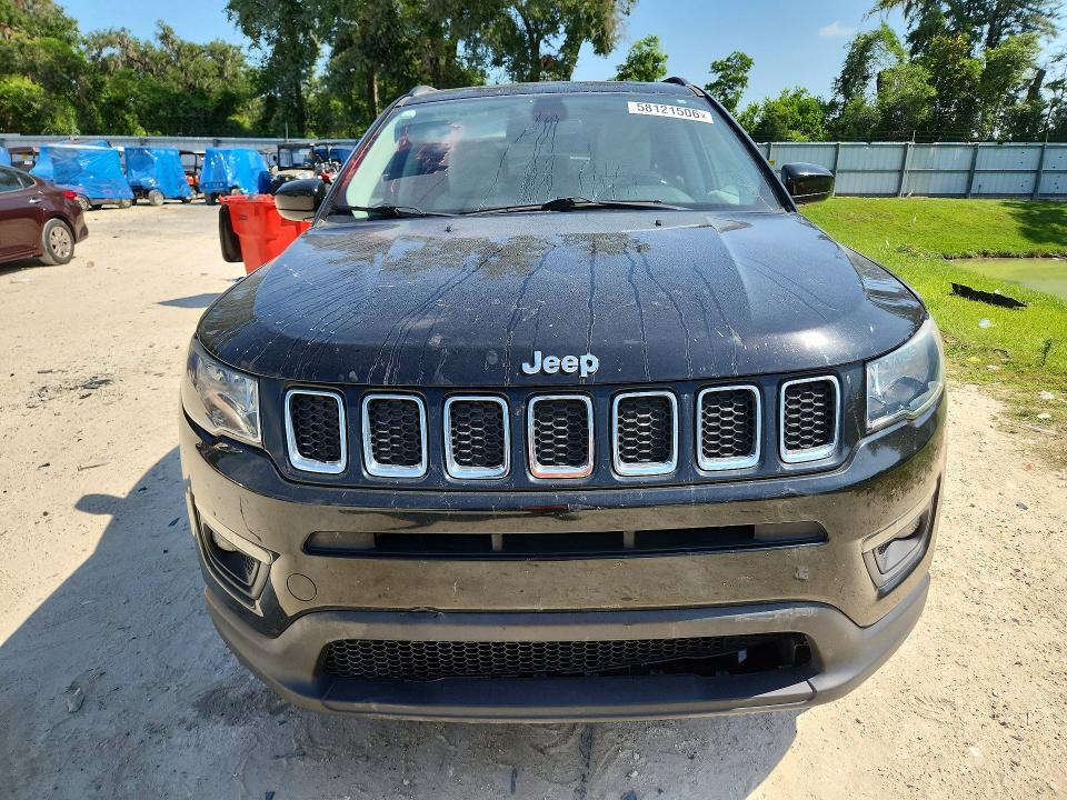 58121506 :رقم المزاد ، 3C4NJCBBXKT730748 vin ، 2019 Jeep Compass مزاد بيع