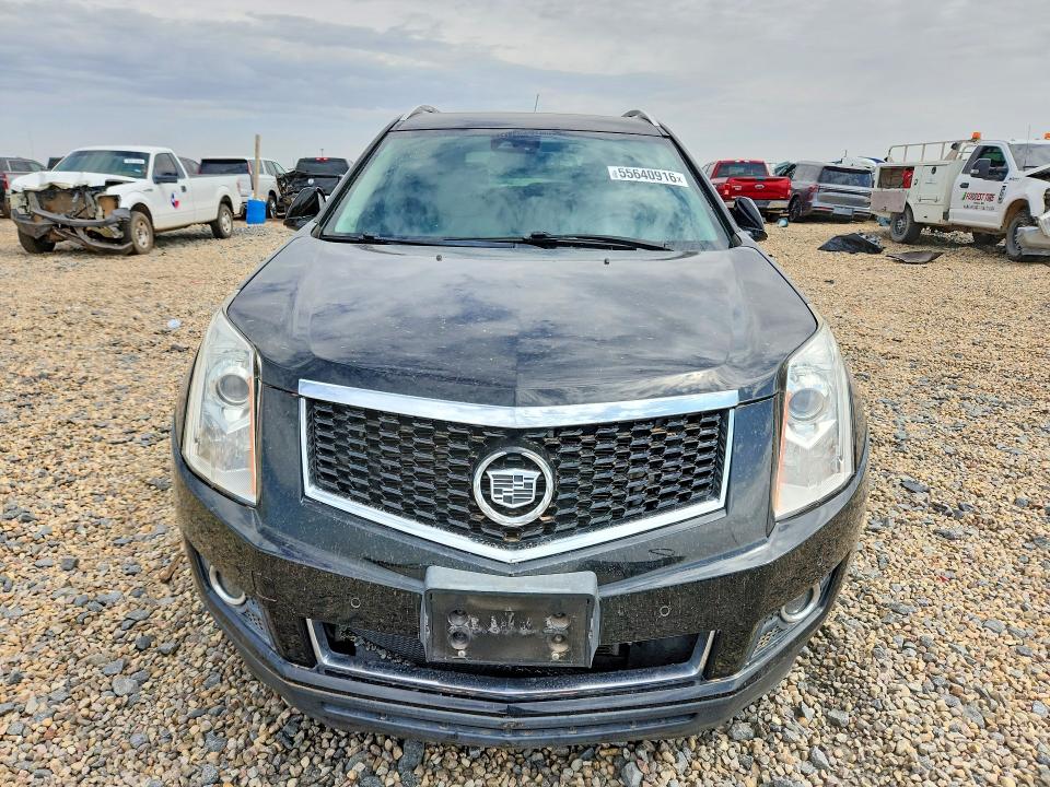 55640916 :رقم المزاد ، 3GYFNCE35FS542769 vin ، 2015 Cadillac Srx مزاد بيع