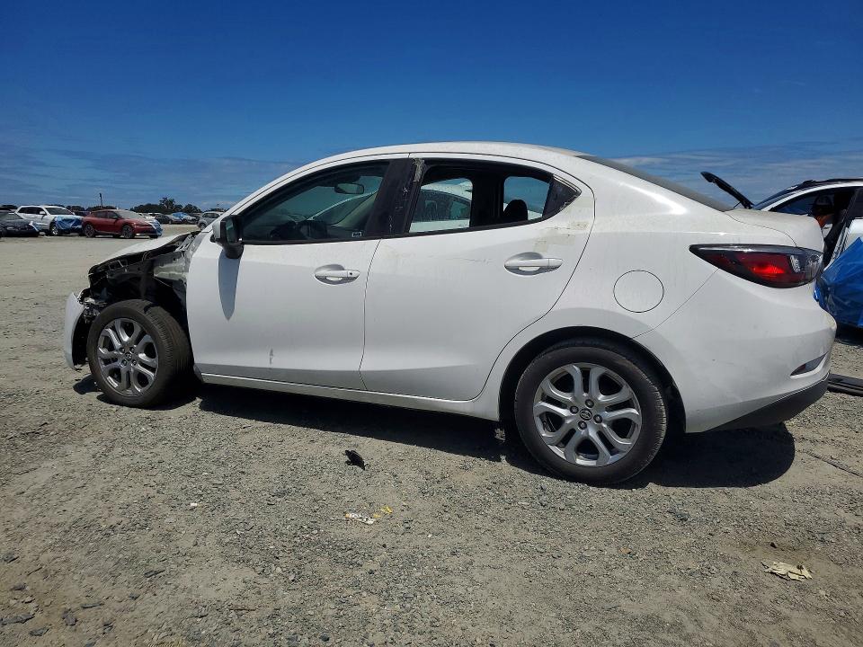 Продажа на аукционе авто 2017 Toyota Yaris Ia, vin: 3MYDLBYV4HY169252, номер лота: 58923796