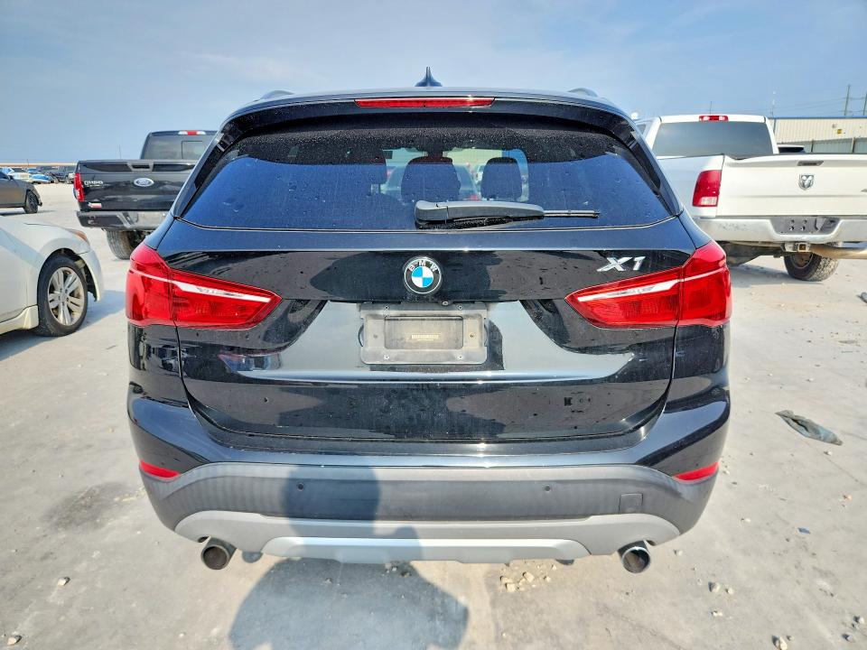 2017 Bmw X1 მანქანა იყიდება აუქციონზე, vin: WBXHT3Z30H4A53655, აუქციონის ნომერი: 57553556