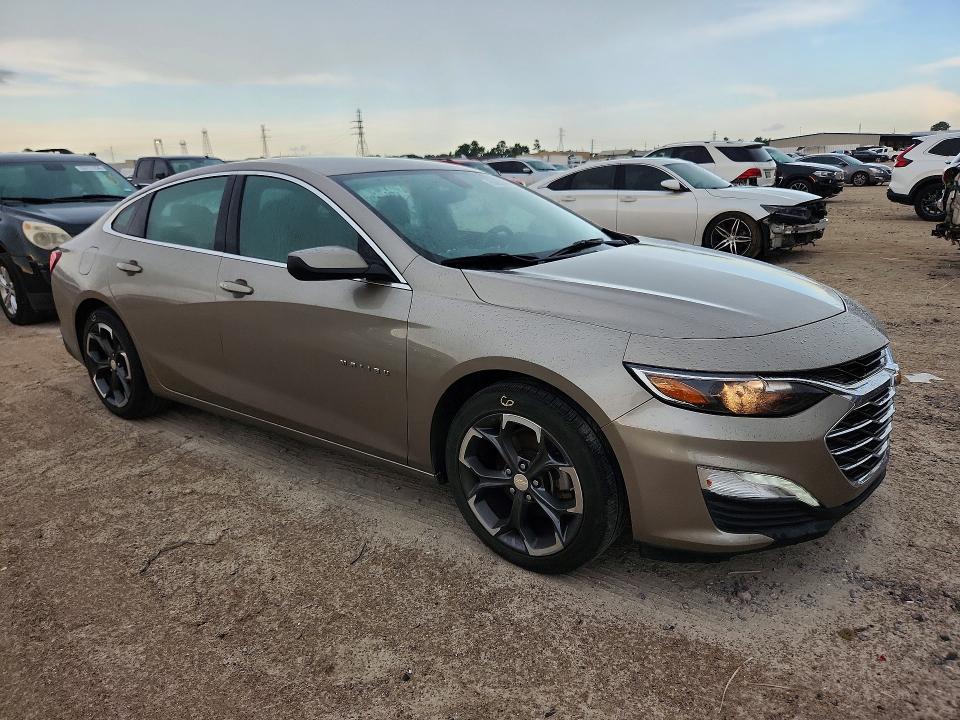 57178376 :رقم المزاد ، 1G1ZD5ST1NF135615 vin ، 2022 Chevrolet Malibu مزاد بيع