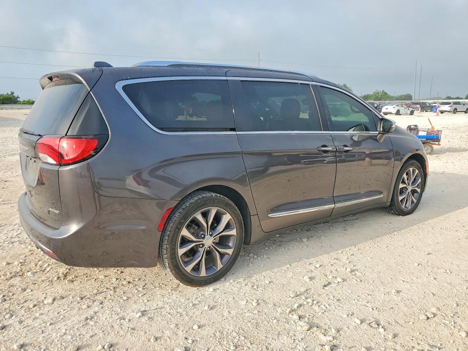 2017 Chrysler Pacifica მანქანა იყიდება აუქციონზე, vin: 2C4RC1GG3HR585732, აუქციონის ნომერი: 55846956