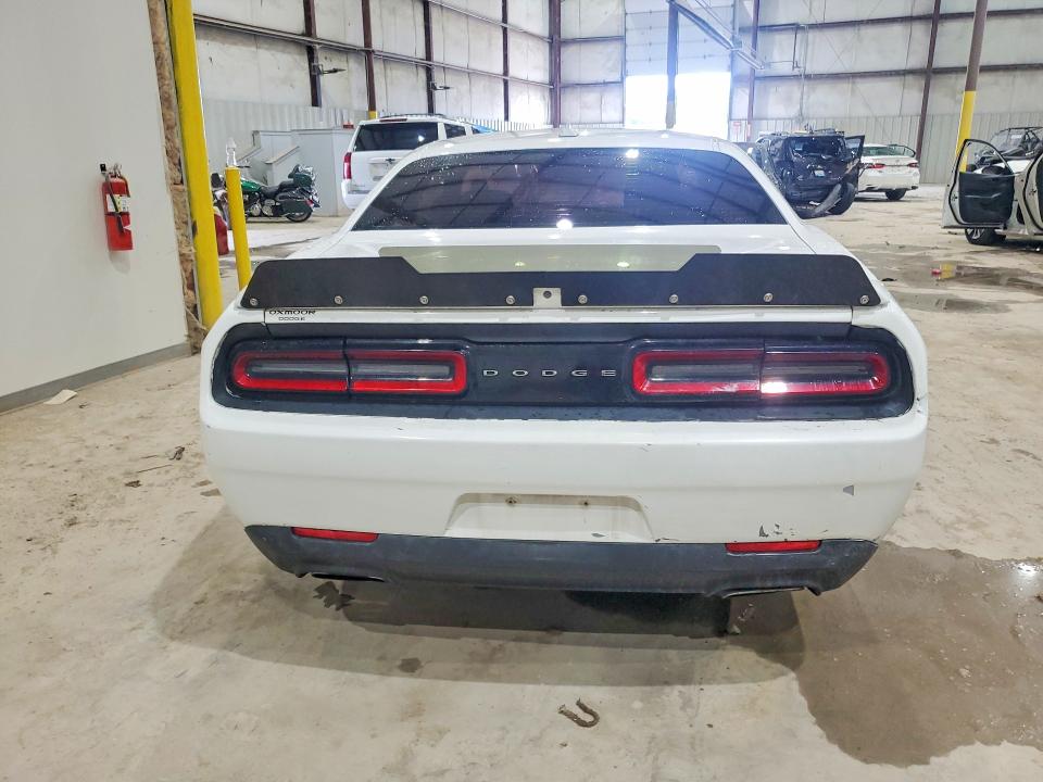 Продаж на аукціоні авто 2015 Dodge Challenger, vin: 2C3CDZAG8FH740132, номер лоту: 57717156