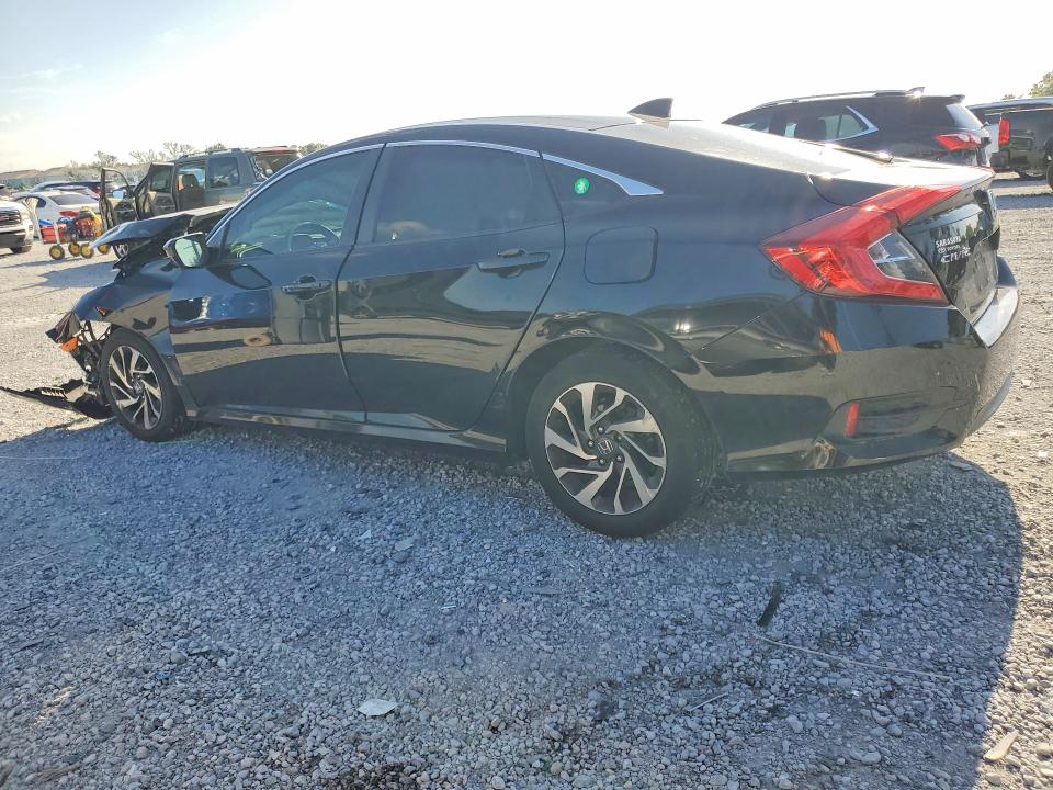 2018 Honda Civic მანქანა იყიდება აუქციონზე, vin: 2HGFC2F71JH597613, აუქციონის ნომერი: 57691606