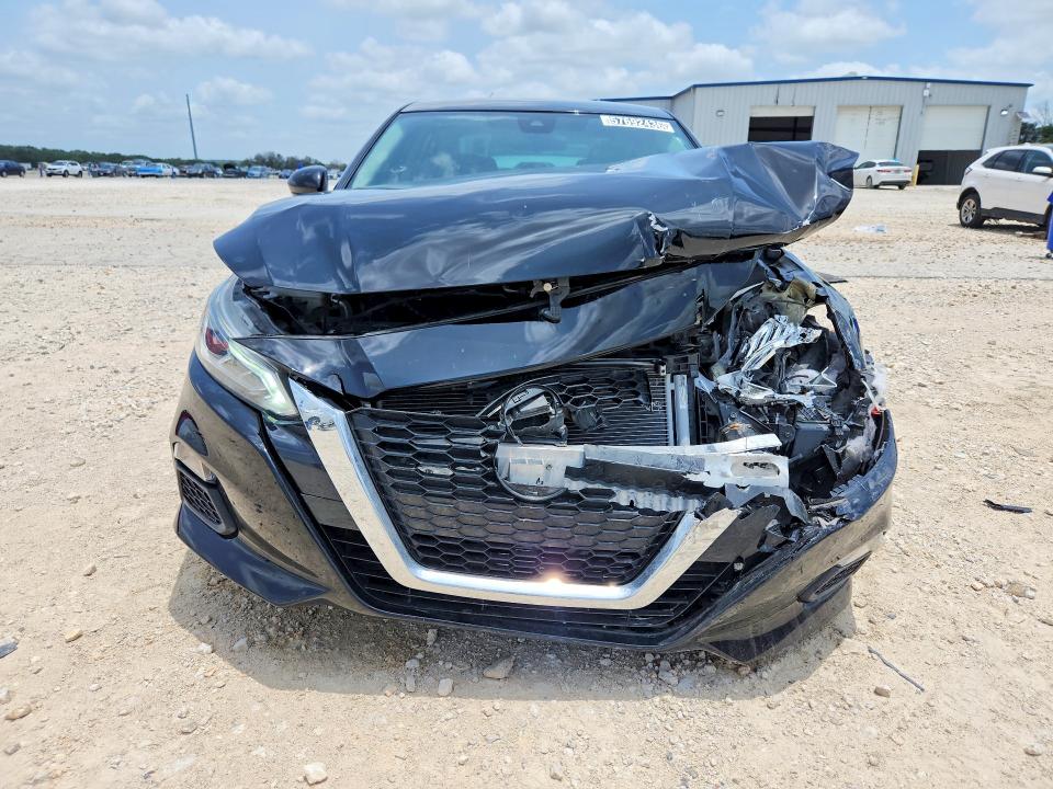 2022 Nissan Altima მანქანა იყიდება აუქციონზე, vin: 1N4BL4DV0NN321632, აუქციონის ნომერი: 57692436