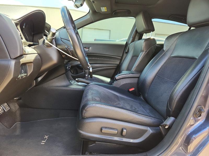 56266606 :رقم المزاد ، 19UDE2F88HA001383 vin ، 2017 Acura Ilx مزاد بيع