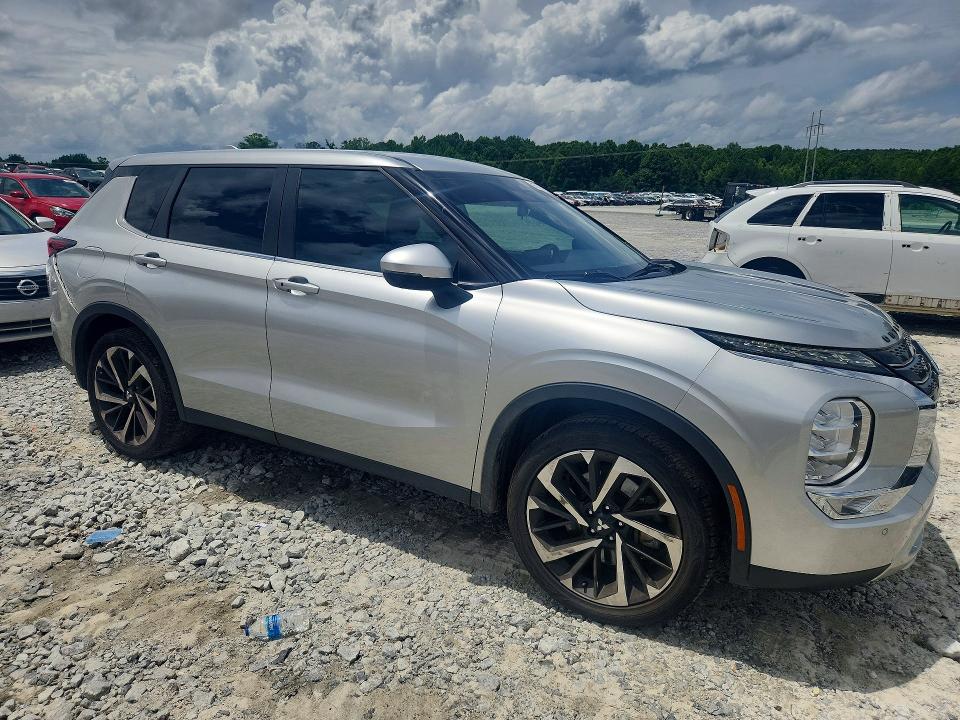 Продажа на аукционе авто 2022 Mitsubishi Outlander, vin: JA4J3UA83NZ065185, номер лота: 57673896