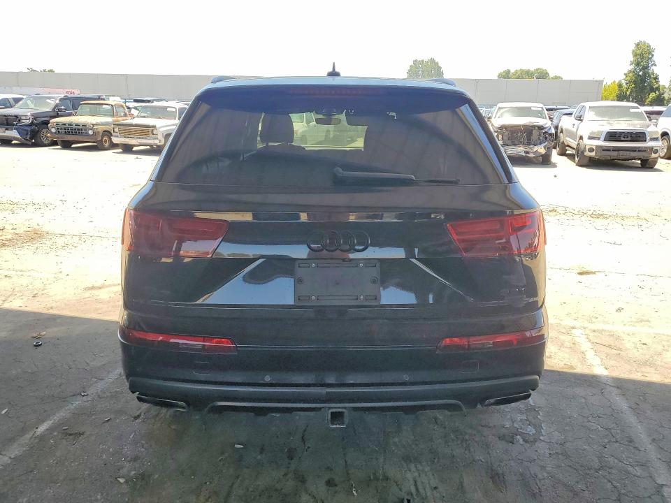 Продажа на аукционе авто 2017 Audi Q7, vin: WA1LAAF78HD008270, номер лота: 56519616