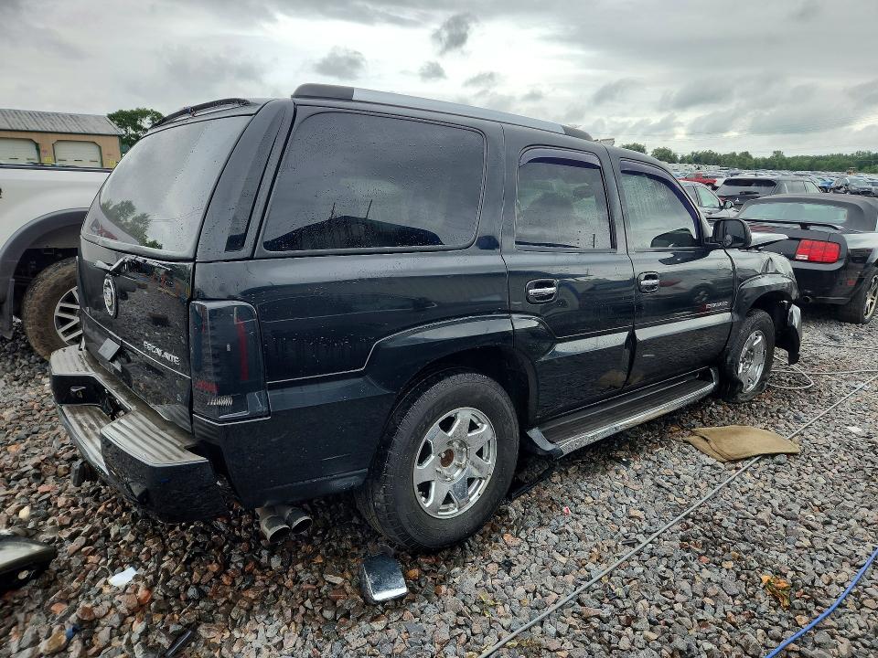 2004 Cadillac Escalade მანქანა იყიდება აუქციონზე, vin: 1GYEK63N14R174715, აუქციონის ნომერი: 57610716
