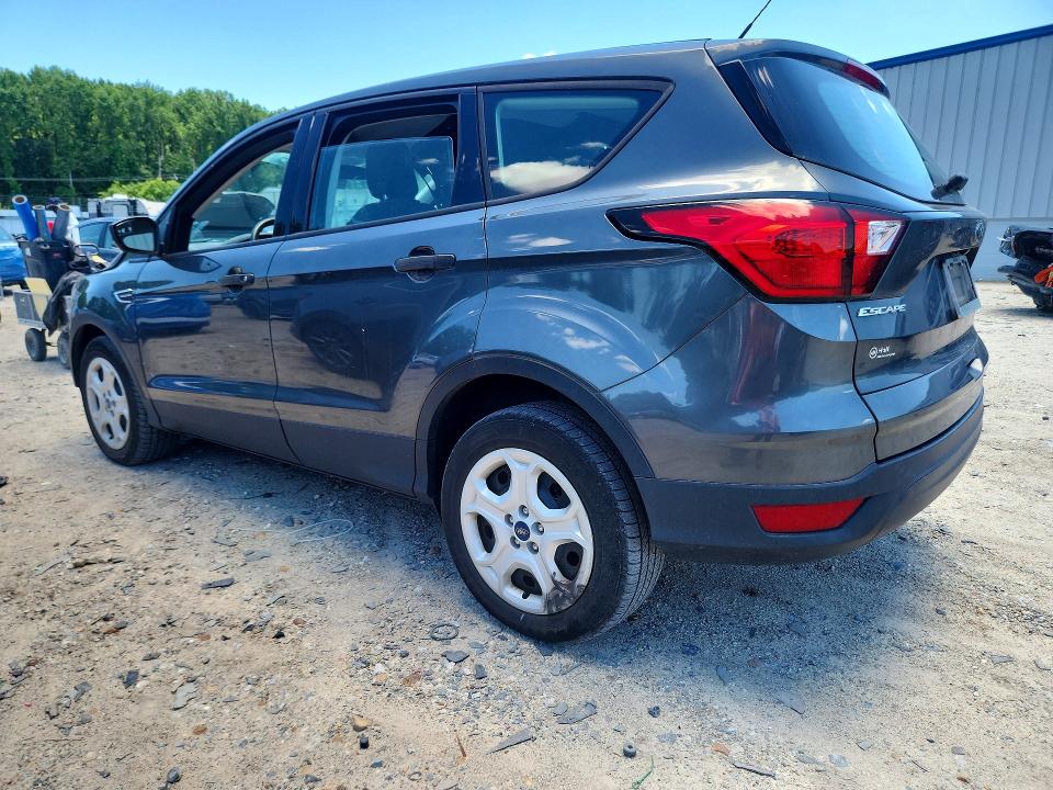 56978856 :رقم المزاد ، 1FMCU0F77KUB84768 vin ، 2019 Ford Escape مزاد بيع