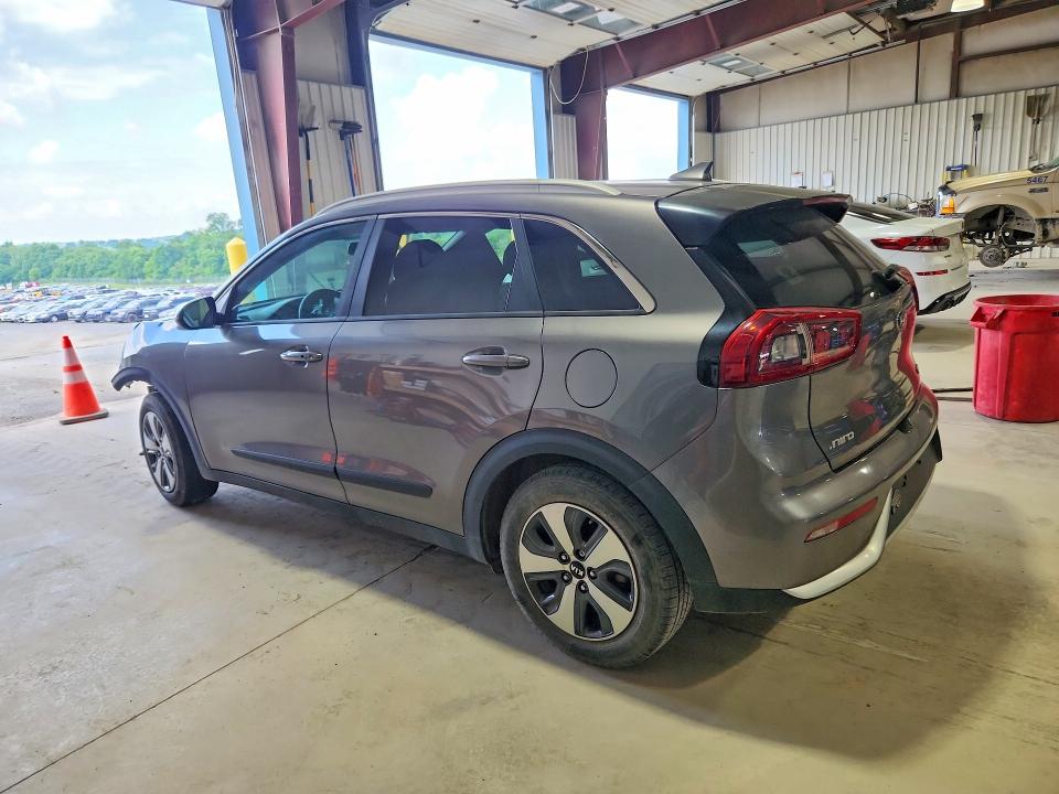 58988046 :رقم المزاد ، KNDCB3LC6H5064573 vin ، 2017 Kia Niro مزاد بيع