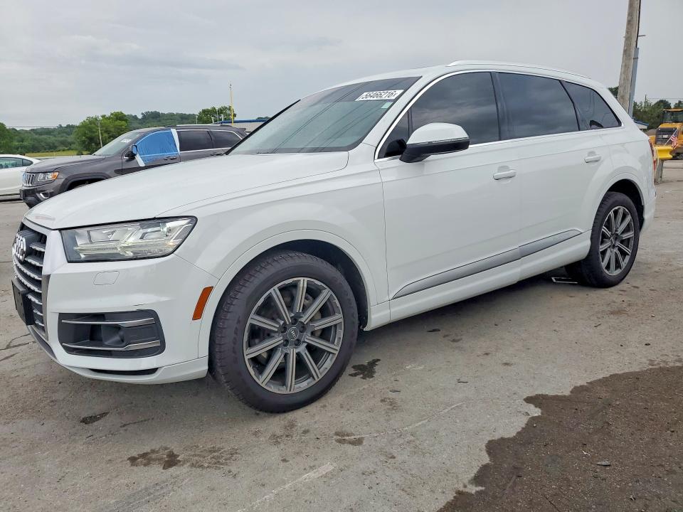 56466216 :رقم المزاد ، WA1VAAF78JD033328 vin ، 2018 Audi Q7 مزاد بيع