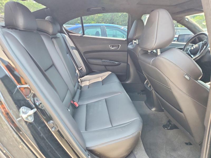 Продаж на аукціоні авто 2018 Acura Tlx, vin: 19UUB2F37JA006142, номер лоту: 57022176