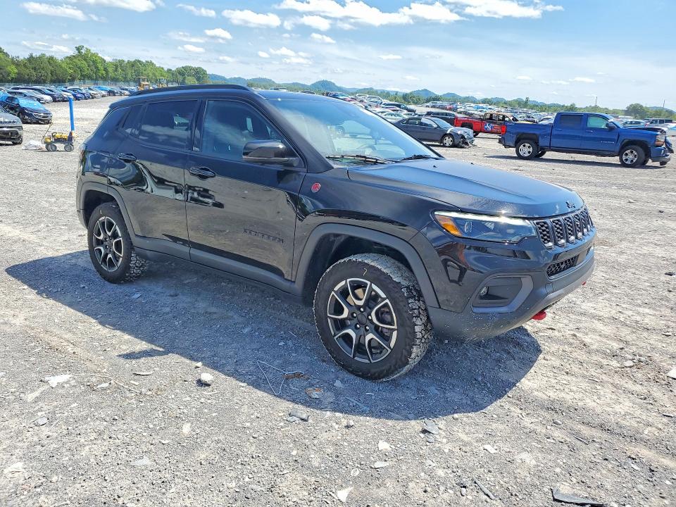 57418856 :رقم المزاد ، 3C4NJDDNXRT171323 vin ، 2024 Jeep Compass مزاد بيع