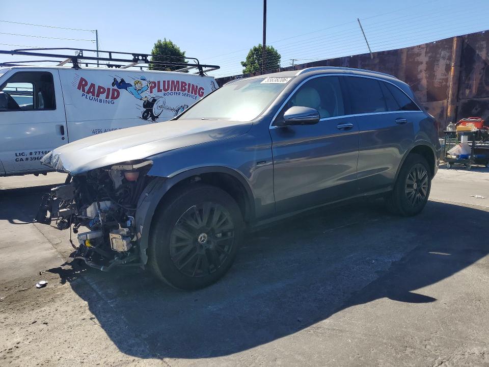 55638206 :رقم المزاد ، W1N0G5DB8LF791859 vin ، 2020 Mercedes-benz Glc مزاد بيع