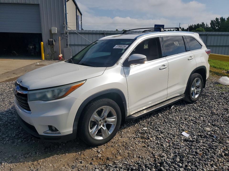 Auction sale of the 2015 Toyota Highlander, vin: 5TDYKRFH9FS066955, lot number: 57888336