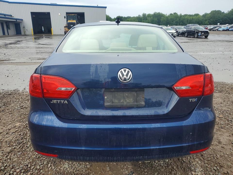 Продажа на аукционе авто 2014 Volkswagen Jetta, vin: 3VWLL7AJ5EM351069, номер лота: 58762896