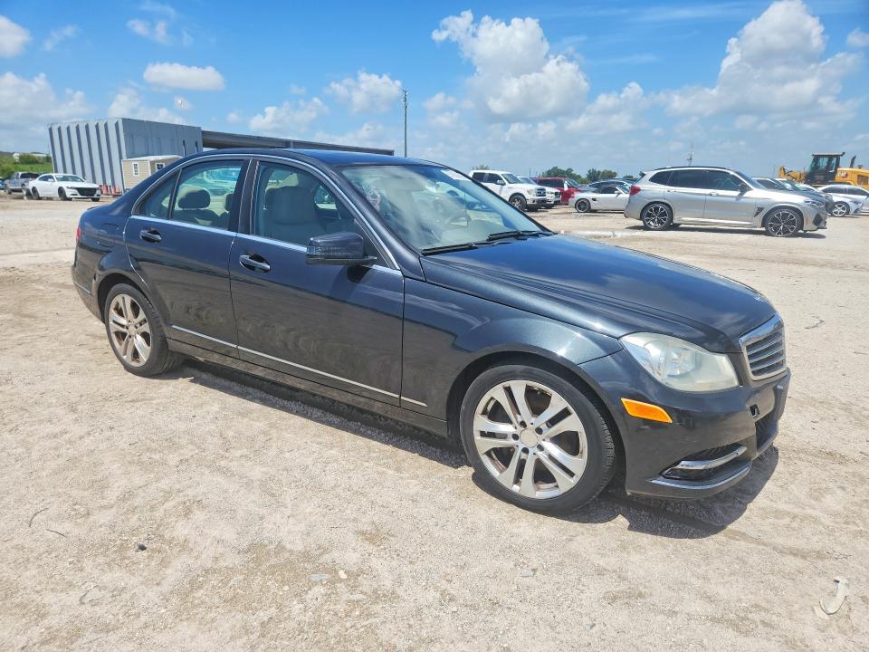 Aukcja sprzedaży 2013 Mercedes-benz C, vin: WDDGF8AB2DR263285, numer aukcji: 57935876
