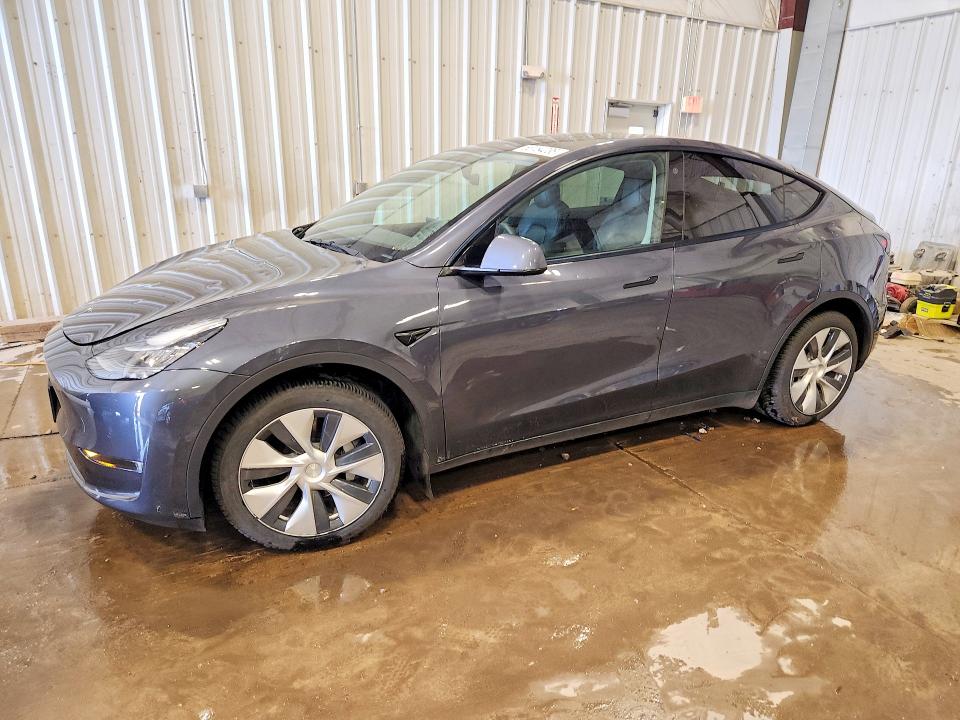 Auction sale of the 2022 Tesla Model Y, vin: 7SAYGDEE3NF338756, lot number: 55154236