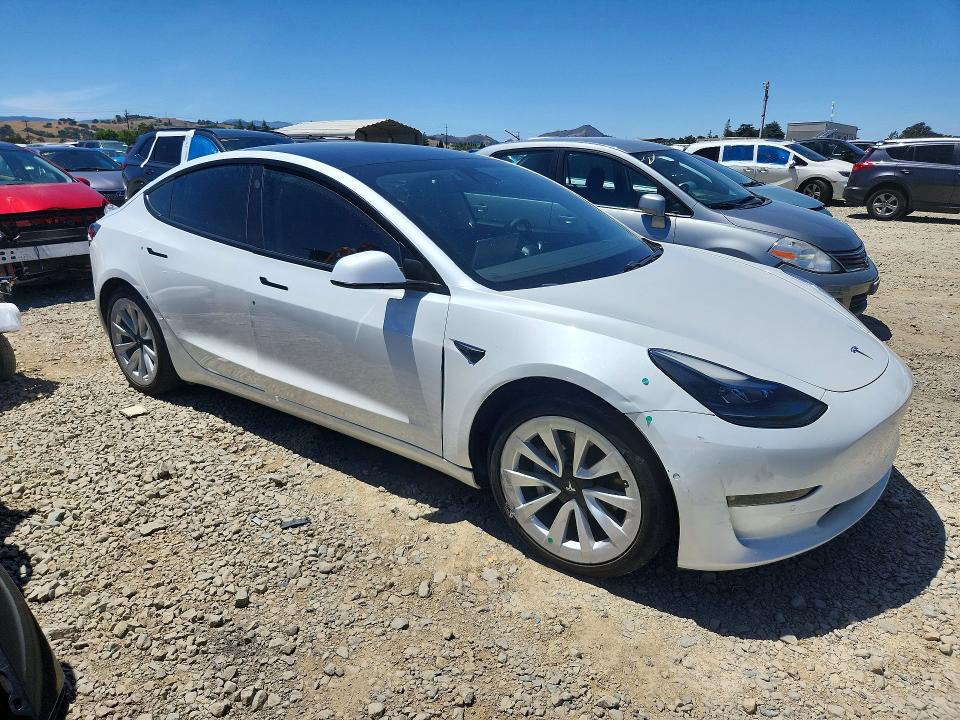 54702166 :رقم المزاد ، 5YJ3E1EB4MF902253 vin ، 2021 Tesla Model 3 مزاد بيع
