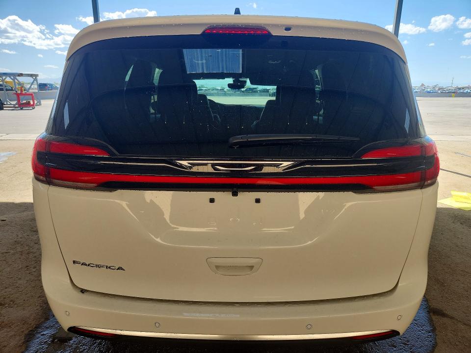 Продаж на аукціоні авто 2027 Chrysler Pacifica, vin: 2C4RC1BG3VR556685, номер лоту: 57512516