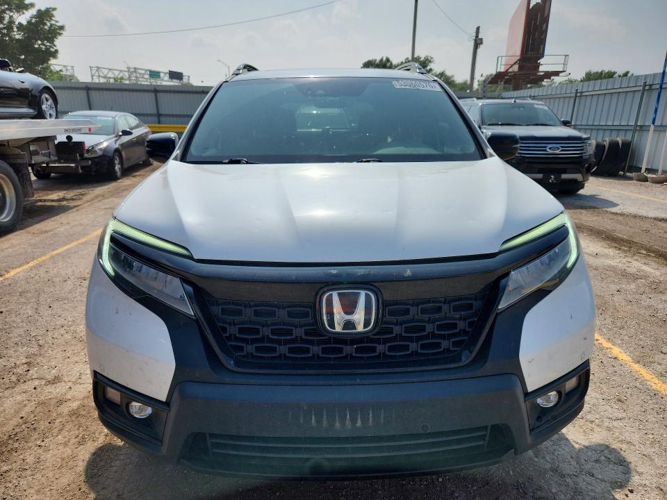 53060576 :رقم المزاد ، 5FNYF8H04LB011190 vin ، 2020 Honda Passport مزاد بيع