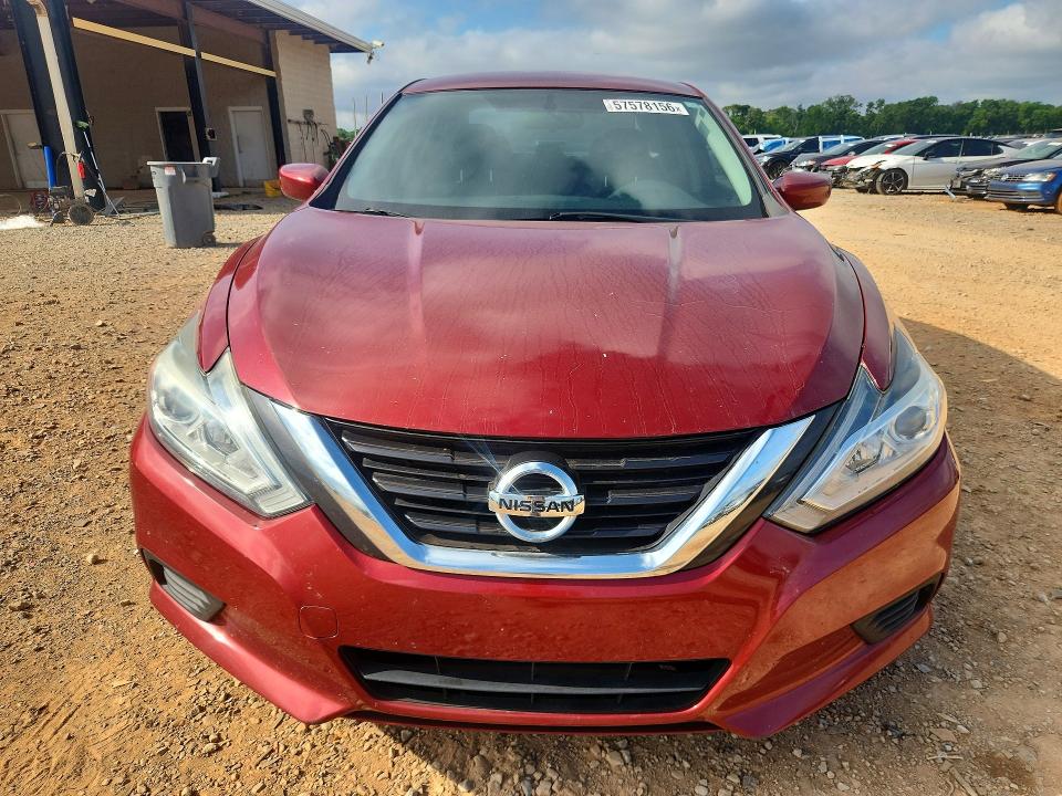 2017 Nissan Altima მანქანა იყიდება აუქციონზე, vin: 1N4AL3AP1HN338908, აუქციონის ნომერი: 57578156
