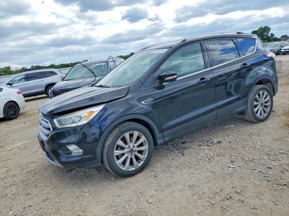 58135176 :رقم المزاد ، 1FMCU0JD1HUC66095 vin ، 2017 Ford Escape مزاد بيع