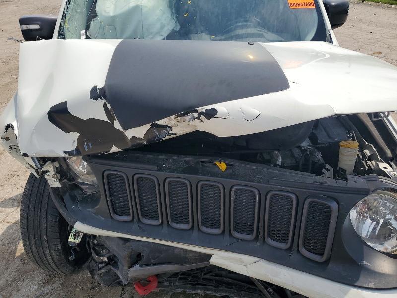 2015 Jeep Renegade მანქანა იყიდება აუქციონზე, vin: ZACCJBCTXFPB27563, აუქციონის ნომერი: 58605306