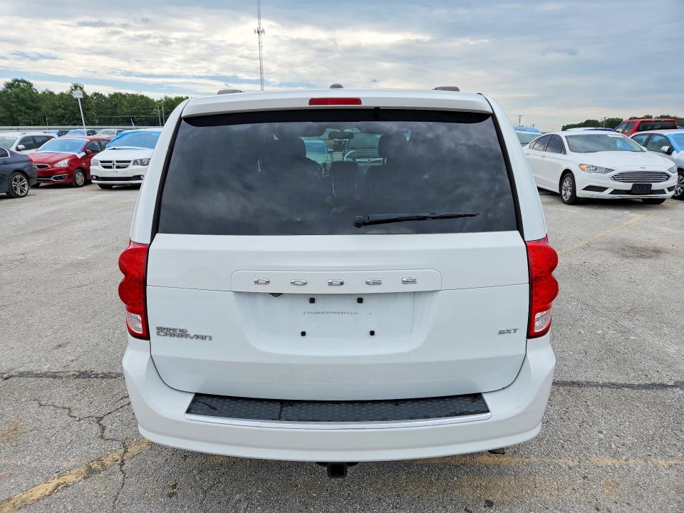 57750826 :رقم المزاد ، 2C4RDGCG1ER452081 vin ، 2014 Dodge Grand Caravan مزاد بيع