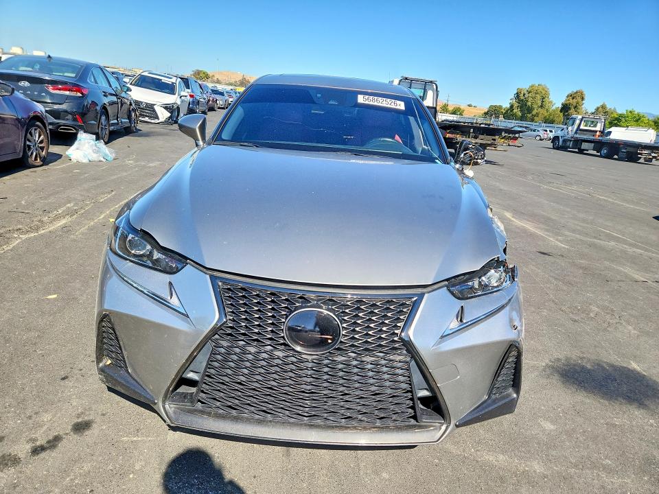 56862526 :رقم المزاد ، JTHBA1D22J5081206 vin ، 2018 Lexus Is مزاد بيع