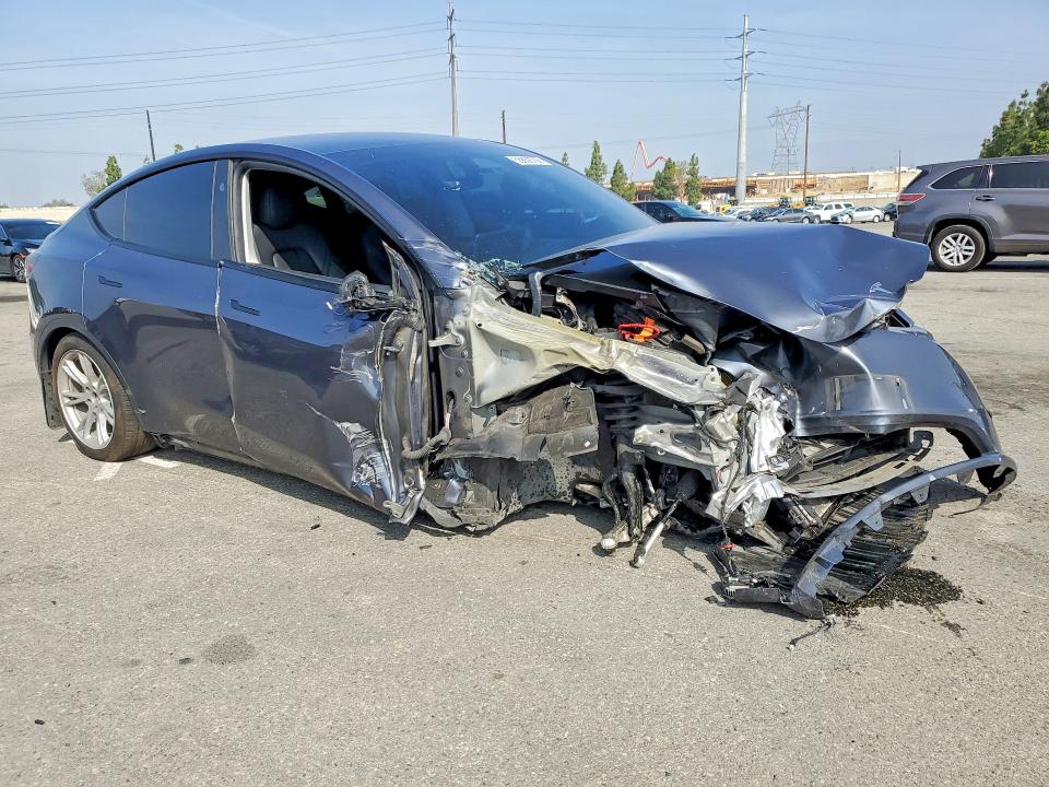 Продажа на аукционе авто 2023 Tesla Model Y, vin: 7SAYGDEE0PF966549, номер лота: 55656706