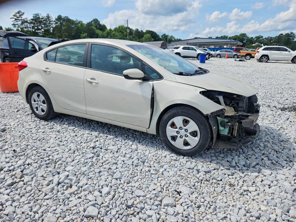 58358366 :رقم المزاد ، KNAFK4A68F5334655 vin ، 2015 Kia Forte مزاد بيع