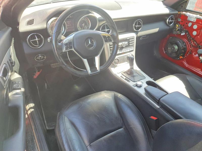 56282596 :رقم المزاد ، WDDPK5HA1DF050093 vin ، 2013 Mercedes-benz Slk مزاد بيع