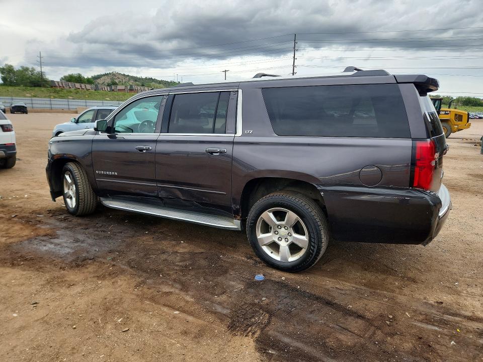 Продаж на аукціоні авто 2015 Chevrolet Suburban, vin: 1GNSKKKC7FR243998, номер лоту: 56226906