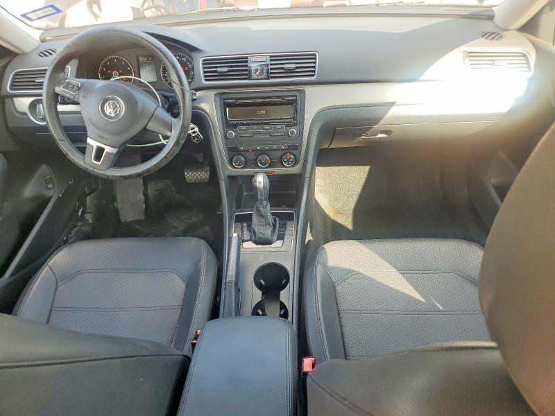 55321386 :رقم المزاد ، 1VWAT7A36FC060530 vin ، 2015 Volkswagen Passat مزاد بيع