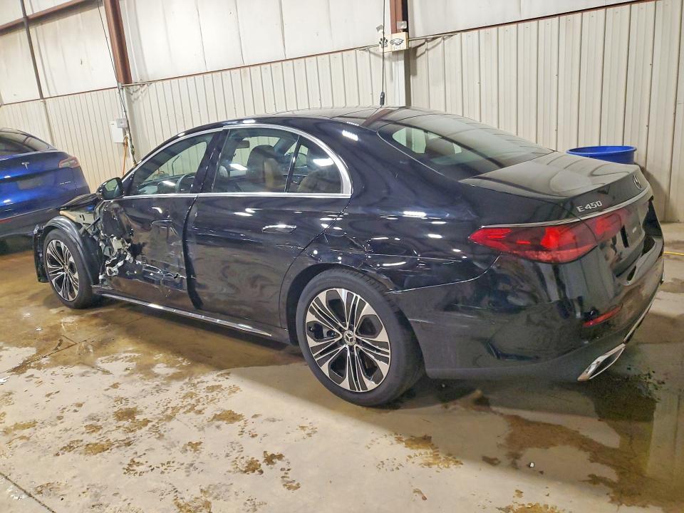 58827426 :رقم المزاد ، W1KLF6BB8SA156481 vin ، 2025 Mercedes-benz E مزاد بيع