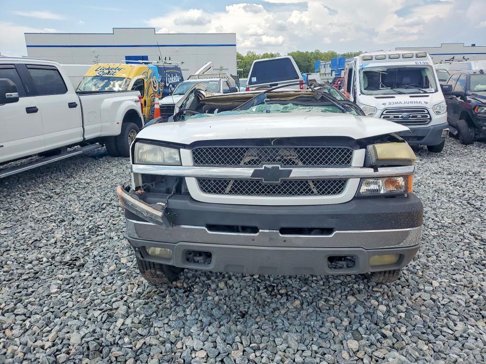 2004 Chevrolet Silverado მანქანა იყიდება აუქციონზე, vin: 1GCJK33284F180375, აუქციონის ნომერი: 57389236